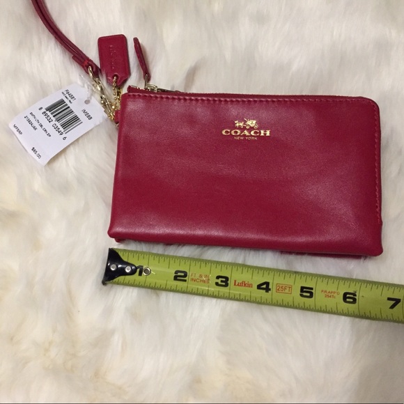 New COACH Red Leather Wristlet BAG - Picture 3 of 7